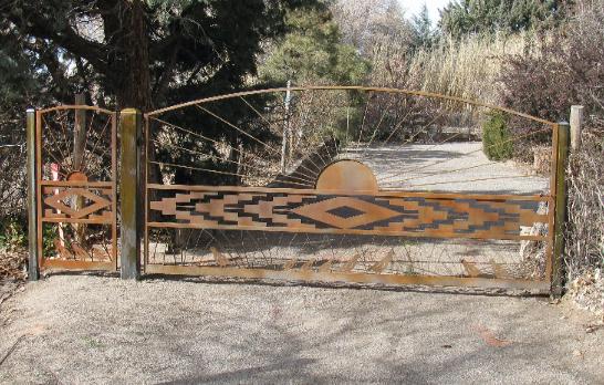 SUNBURST GATES WITH QUAIL