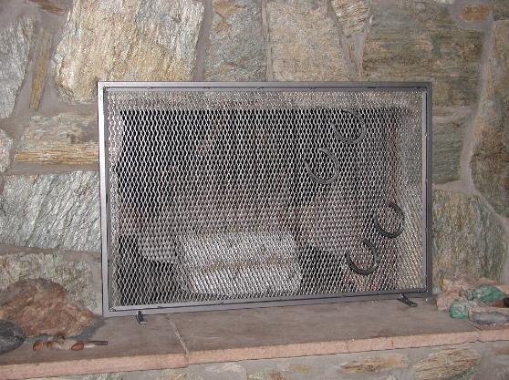 horse shoe fire place screen